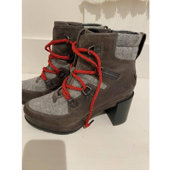 Sorel Blake Lace Women's Quarry Gray Heeled Boots Size 10